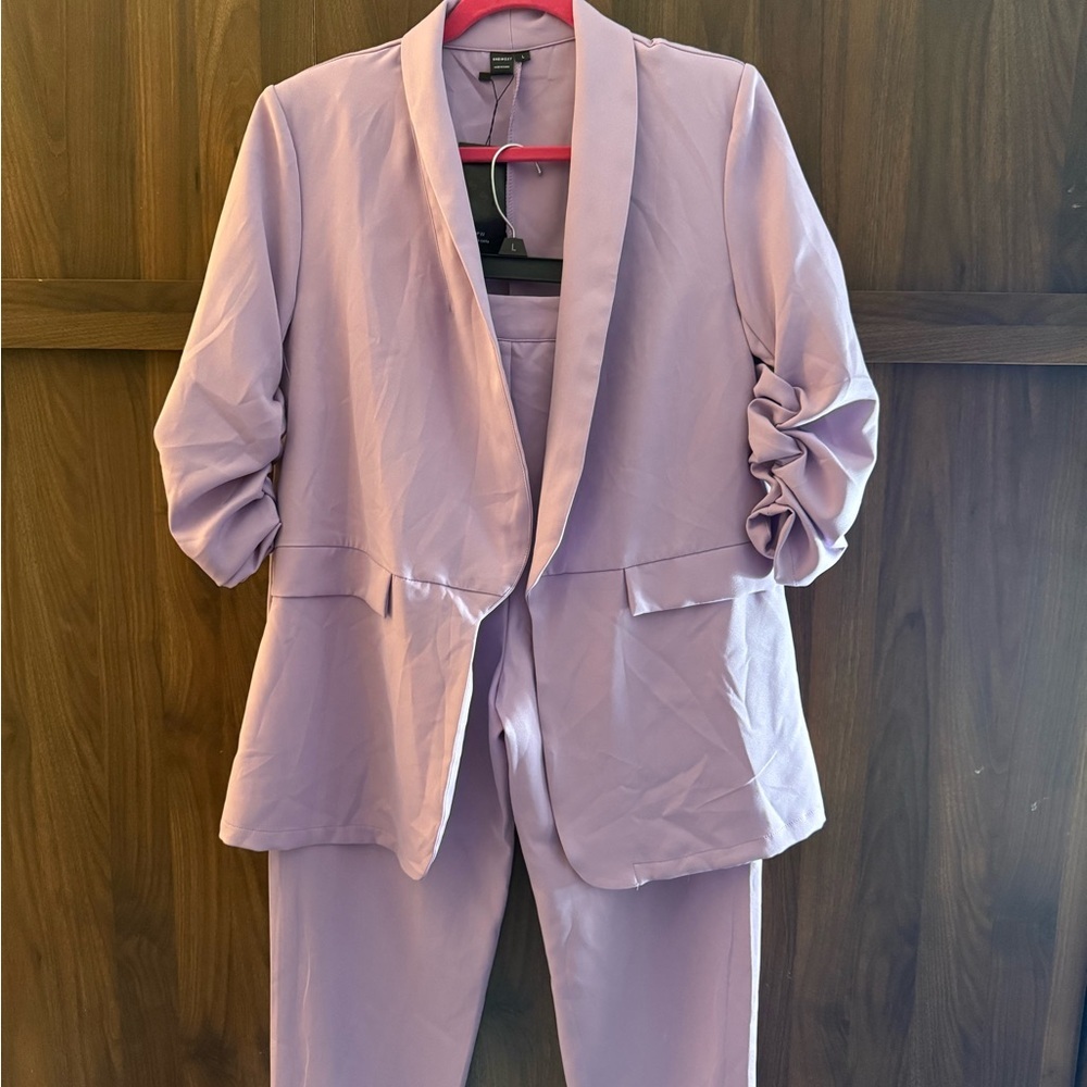 Lavender Blazer and Pants Set - Picture 3 of 4